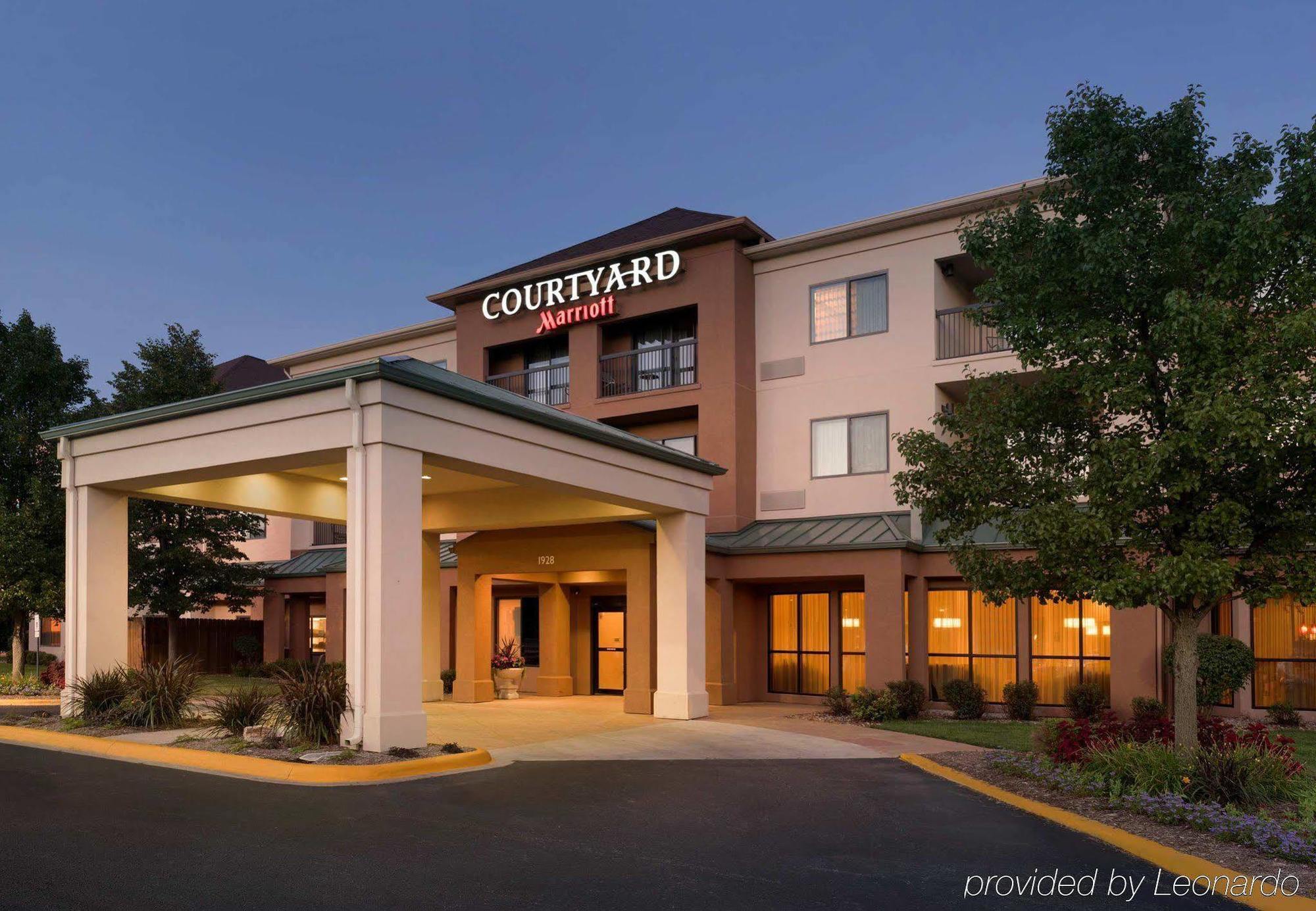 Courtyard By Marriott Peoria Hotel Exterior foto